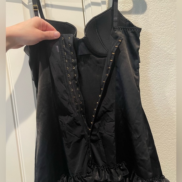 Victorias Secret Sexy Little Things Lingerie Ruffled Chemise, Black, Size 34B - Picture 8 of 9